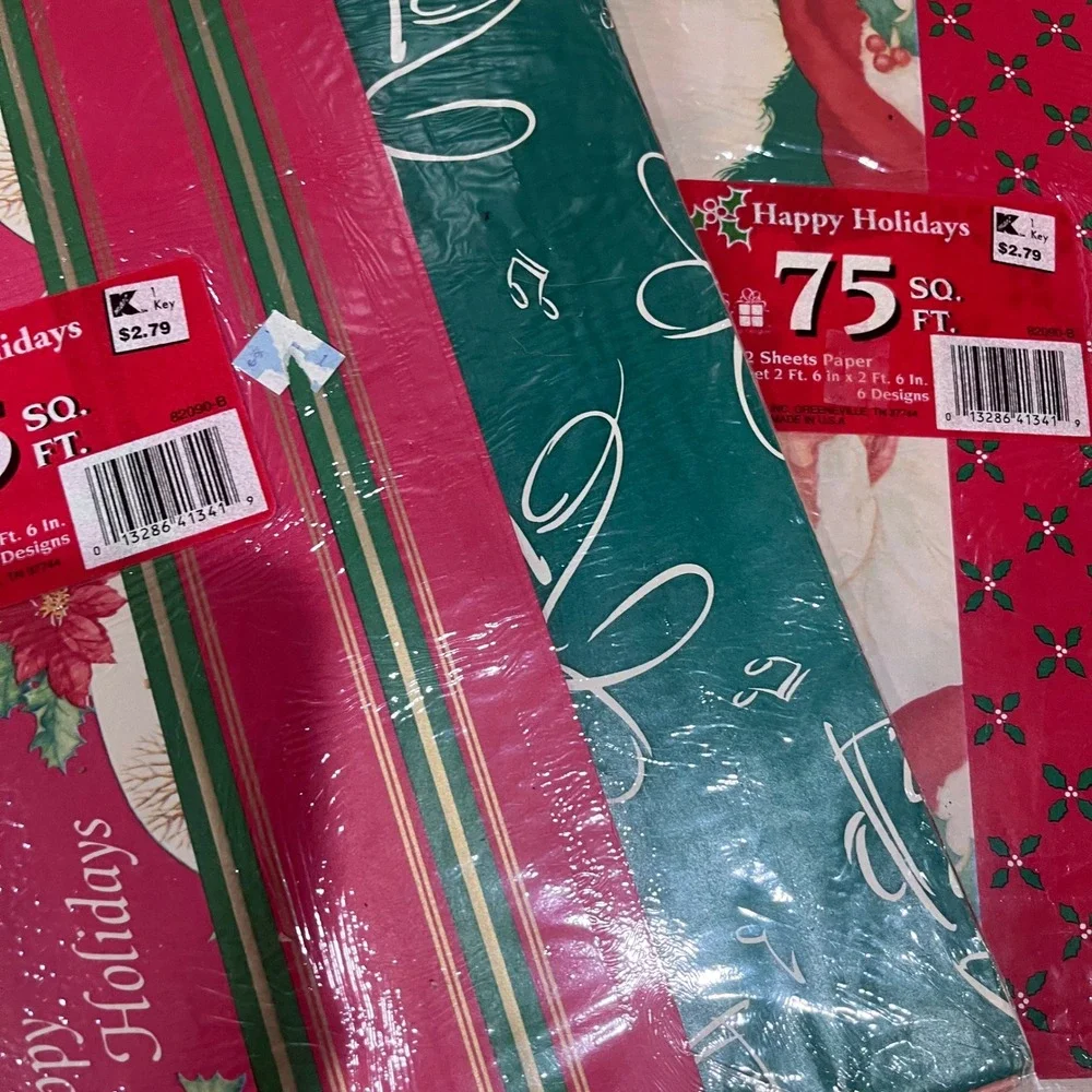 Vtg Plus Mark Christmas Wrapping 24 Sheets 150 Sq Ft Santa Poinsettia 2pk NEW